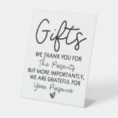 のミニマルブライダルシャワーに対するギフト結婚テーブルの署名 台座サイン (正面)