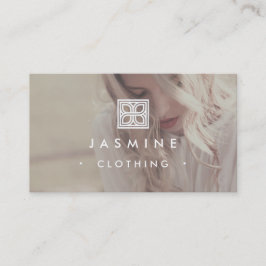 ★のモダンなロゴのデザインの写真撮影 名刺