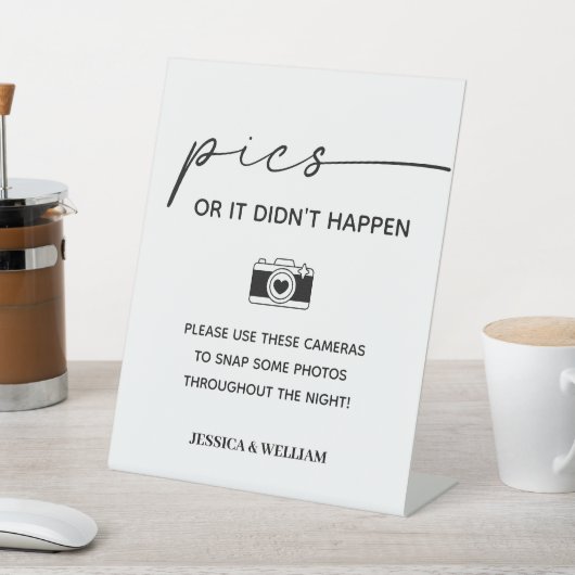 のモダンカメラの写真または発生しなかった場合 台座サイン (インサイチュ)