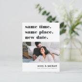 のモダン延期結婚写真の日付を保存 案内ポストカード (スタンド正面)