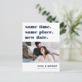 のモダン延期結婚写真の日付を保存 案内ポストカード (スタンド正面)