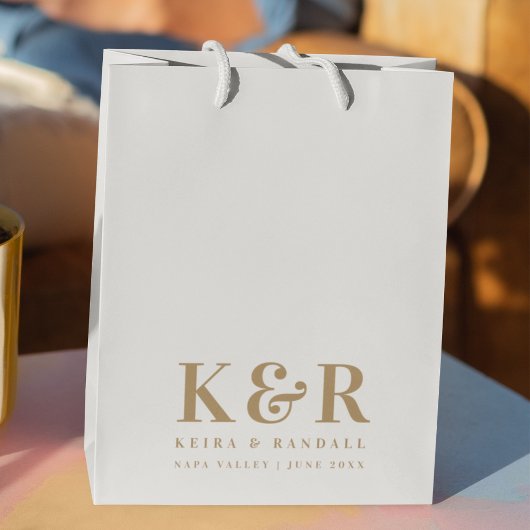のモノグラム結婚ミニマルシンプルリスト金ゴールドとホワイト ミディアムペーパーバッグ