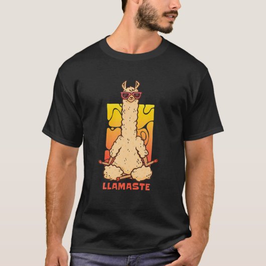のラマめい想レトログラフィック Tシャツ (正面)