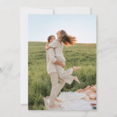 のリハ結婚ーサルディナー写真モノグラムSage Green 招待状 (裏面)