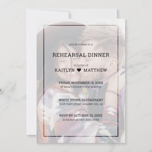 のリハ結婚ーサル写真ミニマルタイポグラフィ 招待状 (正面)