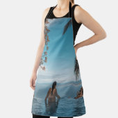 ～の体で黒のビキニタップを着た女性 エプロン (インサイチュ)