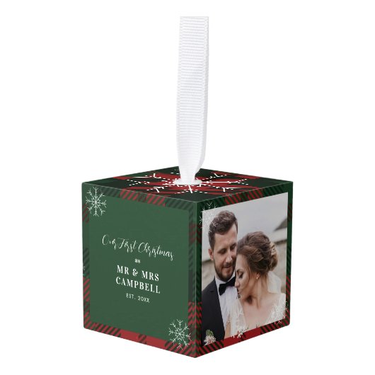 の写真結婚カップル初めてのクリスマスプレイド キューブオーナメント (正面アングル)