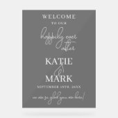 の後ずっと幸せそうに霜が降りた結婚黒 アクリルサイン (正面)