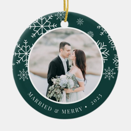 ～の後を楽しげに |の結婚写真 セラミックオーナメント (正面)