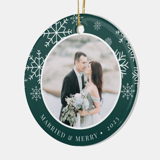 ～の後を楽しげに |の結婚写真 セラミックオーナメント (左)