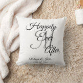 ～の後エレガントに白モノグラムの色が幸せに続く クッション (ブランケット)