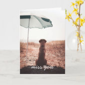 の恋しく思ワンゴールデンレトリエバーオンビーチ カード (黄色い花)