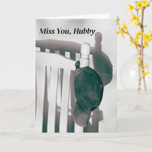 の恋しく思夫の帽子と椅子の影の写真 カード (黄色い花)