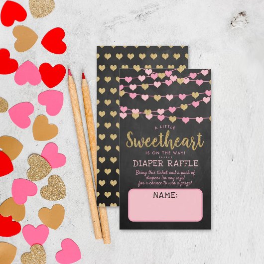 の愛ぶら下がったハートリトルスウィートベイビーシャワー エンクロージャーカード