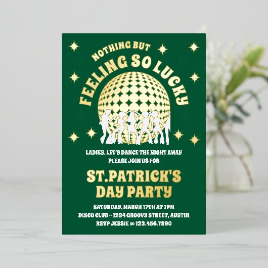 の感じ非常に幸運なグリーン聖パトリックの日のパーティー 箔招待状 (立ち正面)