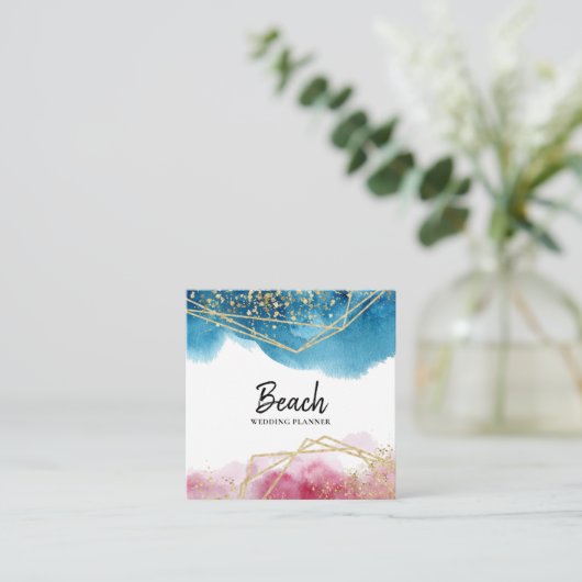 *~*の抽象芸術のビーチの青いピンクの金ゴールドのグリッターの多角形 スクエア名刺 (スタンド正面)