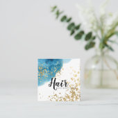 *~*の抽象芸術のビーチの青い水彩画の金ゴールドのグリッター スクエア名刺 (スタンド正面)