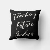 の教え将来の指導者 クッション (裏面)