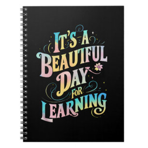 の新学期にとって美学しい日だ ノートブック