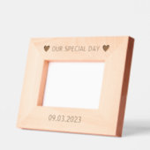 の日結婚付き木パーソナライズされた写真枠 レーザー彫刻フレーム (左)