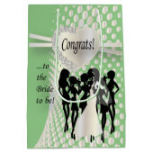 |の真新しい緑がある花嫁へのおめでとう ミディアムペーパーバッグ (裏面)