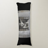 の祈天使の彫刻 ボディピロー (正面縦)