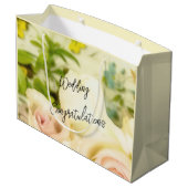 の結婚おめでとうパーソナライズされた ラージペーパーバッグ (裏面アングル)