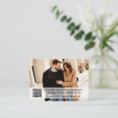 の結婚ウェブサイトQRオーバーレイ写真サンゴ エンクロージャーカード (スタンド正面)