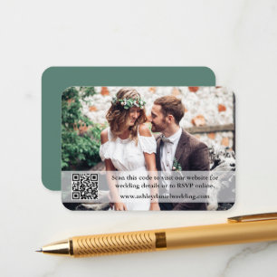 の結婚ウェブサイトQRオーバーレイ写真ユーカリプタスグリーン エンクロージャーカード