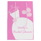 の結婚ガウンピンクブライダルシャワー中 ミディアムペーパーバッグ (裏面)