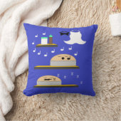 の結婚ケーキがつや消しを待つ クッション (ブランケット)