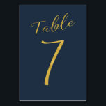 の結婚テーブル番号金ゴールドグリッターネイビーエレガント テーブルナンバー<br><div class="desc">フェイク金ゴールドホイフォーマルル書道スクリプトウェディング受付テーブルカード。ネイビーブルーの背景色は編集可能。ボタンを押した後に変更でカスタマイズきる。数字の範囲(1-50)は以下の場所で見つけることができる： http://bit.ly/2sLMaFhもし必要救済連絡、下の店を通して私を助けてほしい。</div>