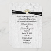 の結婚ハートと黒いリボンを木材に 招待状 (正面/裏面)