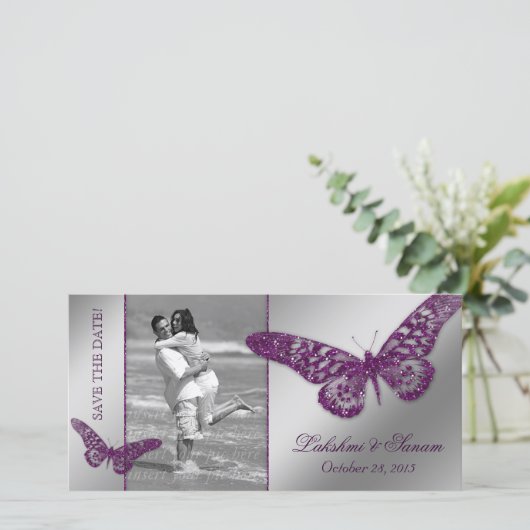 の結婚フォトカードは日付を保存バタフライパープル セーブザデート (スタンド正面)