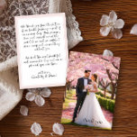 の結婚フォトピンクと白 サンキューカード<br><div class="desc">の結婚サンキューカードは前面に結婚ポートレートの写真を完全に出血し、背面に手書きのメッセージを表示する。「あ感謝していあ」は写真にオーバーレイとして印刷され、デザインツールの適切な位置に移動できる。さらにパーソナライズできま感謝していす。背面には手書きタイポグラフィで印刷されたメッセージが表示される。マッ結婚チの文房具、シンボルや象徴、テーブルの装飾は私たちのさくらんぼブロッサムのコレクションで見つけることができま結婚すが感じ、あなたが必要とする他のテンプレートを追加するために私にメッセージを無料です。</div>