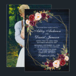 の結婚ブルゴーニュフローラブルーウッド幾何学写真 招待状<br><div class="desc">水モダン色ブルゴーニュフローラブルー金ゴールド幾何学的フレーム結婚式招待状素朴 – ブルーウッド、フォトバック</div>