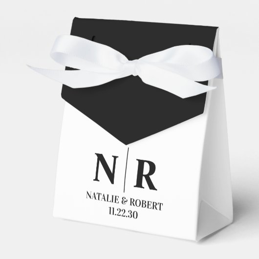 の結婚モノグラム新郎新婦イニシャルエレガント フェイバーボックス (正面サイド)