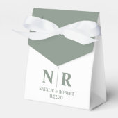 の結婚モノグラム新郎新婦イニシャルエレガント フェイバーボックス (正面サイド)