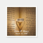 の結婚リングや輪ハートの影が聖書に スタンダードカクテルナプキン (正面)