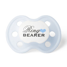 の結婚リングや輪ベアラ男の赤ちゃん