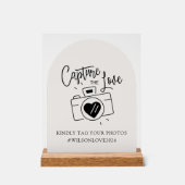 の結婚写真のサイン、愛を捉える アクリルサイン (正面)