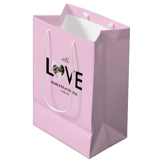 の結婚婚約カスタムフォトピンクハート枠 ミディアムペーパーバッグ (正面アングル)