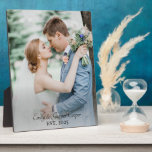 の結婚新婚の写真 フォトプラーク<br><div class="desc">日モダン付モノグラムのと名前の付いた写真プラーク。シンプルミニマ結婚リストの記念品。</div>