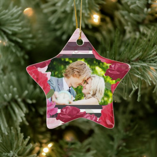 の結婚記念日のバラストライプ、カスタム写真 セラミックオーナメント (ツリー)