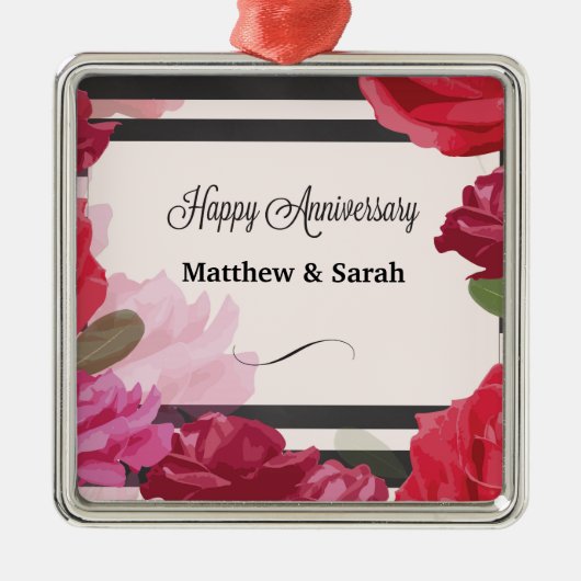 の結婚記念日のバラストライプ、名前をカスタムする メタルオーナメント (正面)