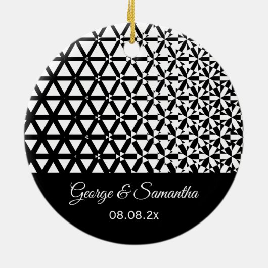の結婚記念日白黒幾何学的 セラミックオーナメント (裏面)