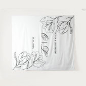 の結婚黒ミニマル白フローラ背景 タペストリー (正面(横))