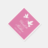 の結婚2つの白い鳩ピンクのナカスタムプキン スタンダードカクテルナプキン (角)