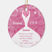 の結婚Gown Bridesmaidが背景色を選択 セラミックオーナメント (左)