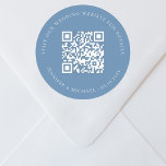 の結婚webサイトQR詳細情報rsvp blue ラウンドシール<br><div class="desc">WebサイトのURL結婚を追加する。詳細については、詳細、オンライン出欠。ほこりっぽい青い色の背景。</div>